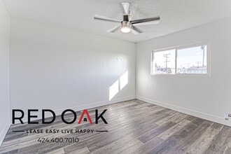 901 Centinela Ave in Inglewood, CA - Foto de edificio - Building Photo