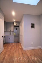 491 Tompkins Ave in Brooklyn, NY - Building Photo - Building Photo