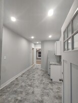 142 High St, Unit #1 in Hardwick, VT - Building Photo