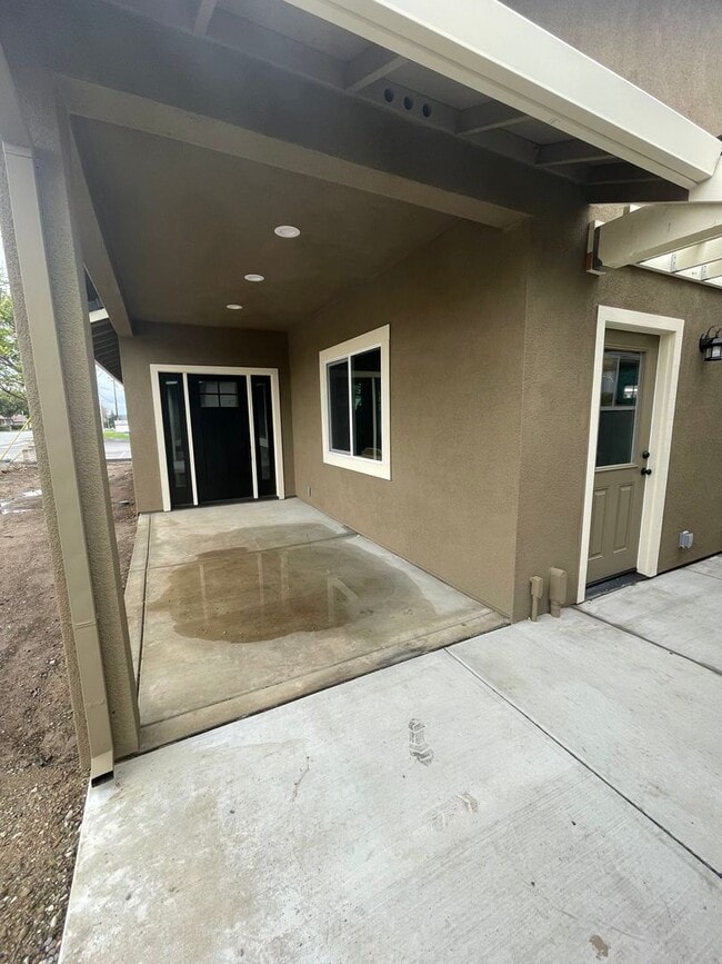 property at 1580 Sunnyslope Rd