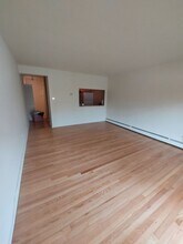 530 W Barry Ave in Chicago, IL - Building Photo - Building Photo