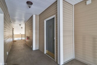 927 Eden Terrace in Easton, PA - Building Photo - Building Photo