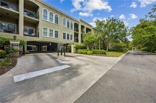 150 Salt Air Dr in St. Simons Island, GA - Building Photo