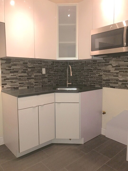 139 Kingston Ave in Brooklyn, NY - Building Photo