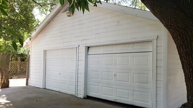 1326 W 6th St in Freeport, TX - Building Photo - Building Photo