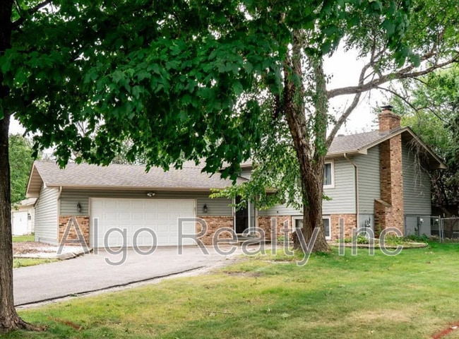 property at 8125 Georgia Ct N