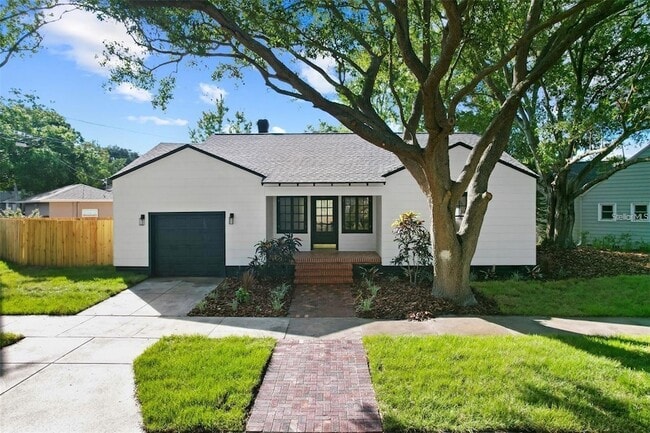 property at 1224 Greenwood Ave N