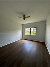 1600 Michigan Ave, Unit 2 in Miami Beach, FL - Building Photo - Building Photo