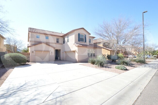 property at 3105 E Vallejo Dr