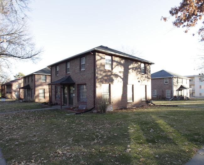 1400 N 44th St in Lincoln, NE - Building Photo - Building Photo