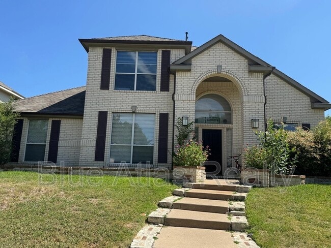 property at 2420 Elm Leaf Ln