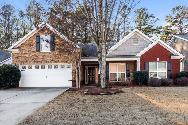 property at 949 Simonton Glen Dr SE