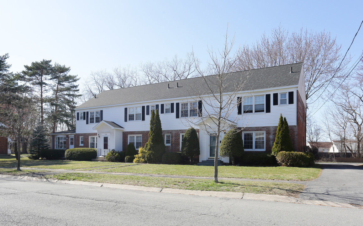 127-129 Jackson Ave in Schenectady, NY - Building Photo