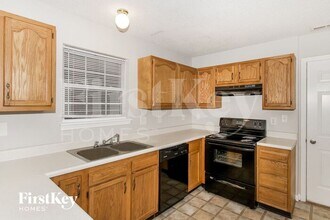 10327 Kensil St in Indianapolis, IN - Building Photo - Building Photo