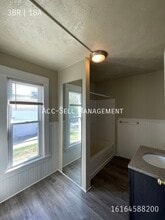 439 Carrier St NE in Grand Rapids, MI - Building Photo - Building Photo