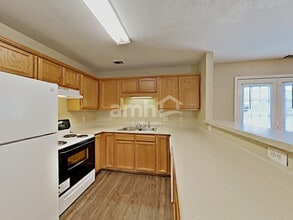 1124 Benton Mason Dr in La Vergne, TN - Building Photo - Building Photo