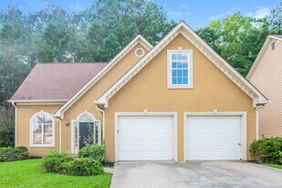 4713 Vineyard Ct in Smyrna, GA - Building Photo