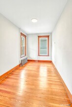 114 Buckingham St in Waterbury, CT - Building Photo - Building Photo