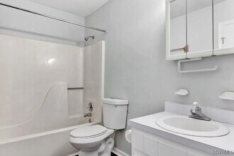 3906 Bayreuth Ln in Midlothian, VA - Building Photo - Building Photo