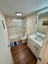 777 N Washington St, Unit 1002 in Denver, CO - Foto de edificio - Building Photo