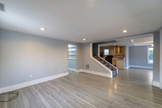 308 N Harrison St in Stuart, IA - Building Photo - Building Photo