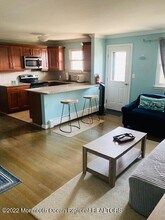 54 Wharfside Dr in Monmouth Beach, NJ - Building Photo - Building Photo