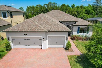 3037 Crystal Water Run in Oviedo, FL - Building Photo - Building Photo