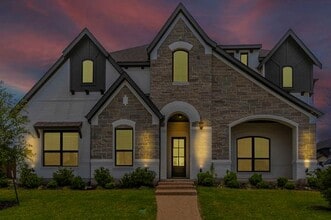 2104 Palafox Dr in Lorena, TX - Building Photo - Building Photo