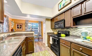 1200 Winrock Blvd in Houston, TX - Building Photo - Building Photo
