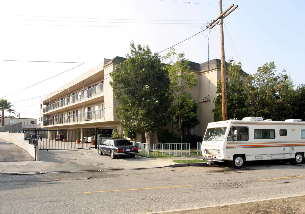 1440 Plaza Del Amo in Torrance, CA - Building Photo