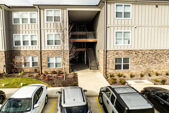 Flats at Mooreland in Springfield, TN - Foto de edificio - Building Photo