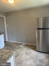 19 W Maiden Ln in Somerdale, NJ - Building Photo - Building Photo