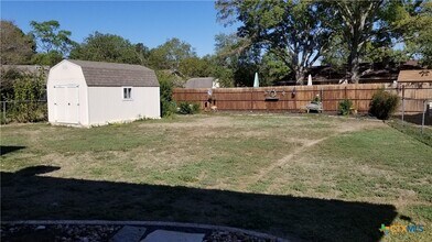 329 Paisano St in New Braunfels, TX - Building Photo - Building Photo