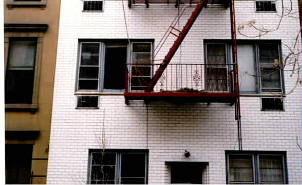 314 E 80th St in New York, NY - Building Photo