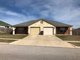 3205 Baldwin Loop in Killeen, TX - Building Photo