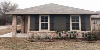 2308 S 3rd St in Waco, TX - Building Photo