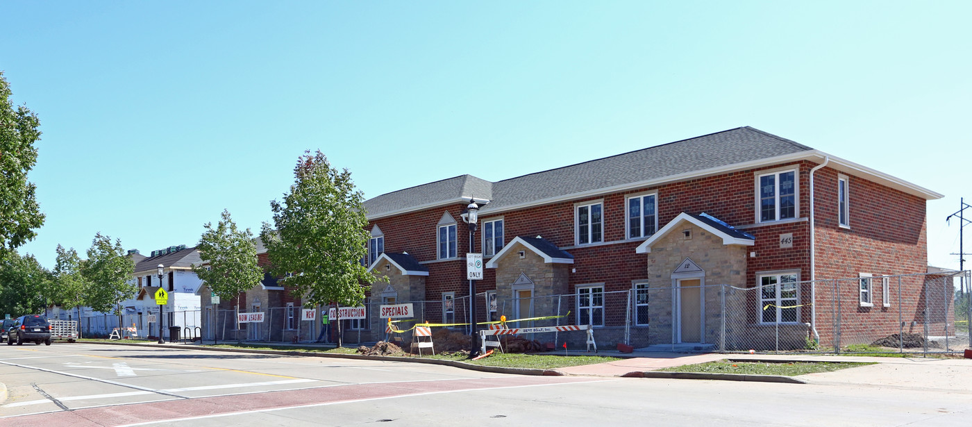 Grant Street Townhouses in De Pere, WI - Building Photo