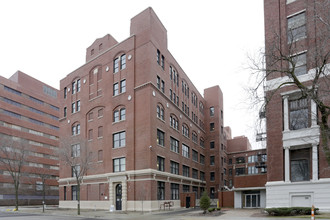 The Lofts on Arthington in Chicago, IL - Building Photo - Building Photo