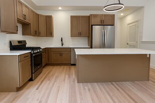 3025 W Ainslie St, Unit 2 in Chicago, IL - Building Photo