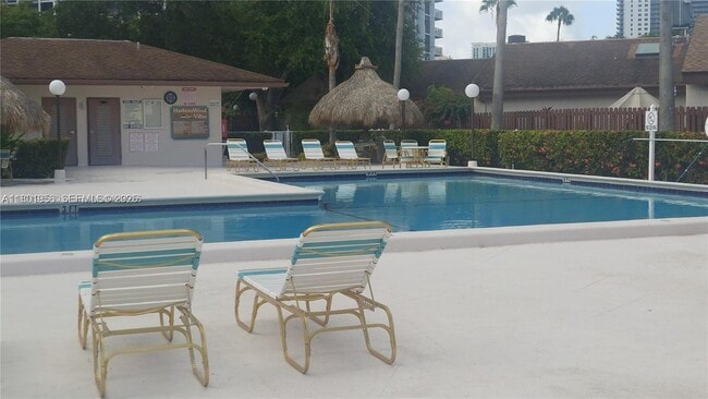 property at 2675 Parkview Dr S