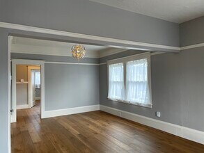 1517 28th St, Unit D in Sacramento, CA - Building Photo - Building Photo