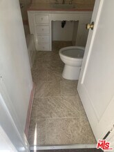 107 W 84th Pl in Los Angeles, CA - Building Photo - Building Photo