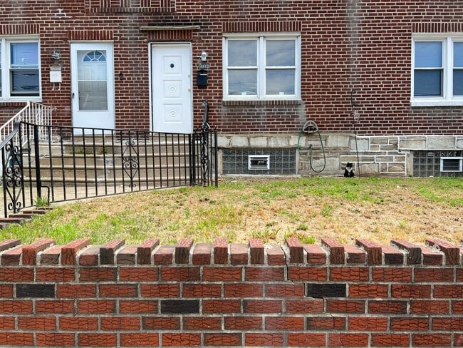 property at 4643 Weymouth St