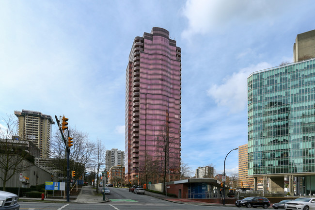 1500 Alberni St in Vancouver, BC - Building Photo - Building Photo