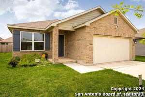 3619 Storm Moon in Converse, TX - Building Photo