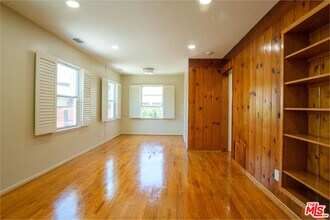 10707 Flaxton St in Culver City, CA - Building Photo - Building Photo