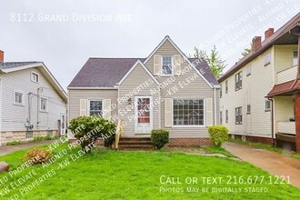 8112 Grand Division Ave in Garfield Heights, OH - Building Photo - Building Photo