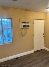 204 Jefferson Ave in Las Vegas, NV - Building Photo - Building Photo