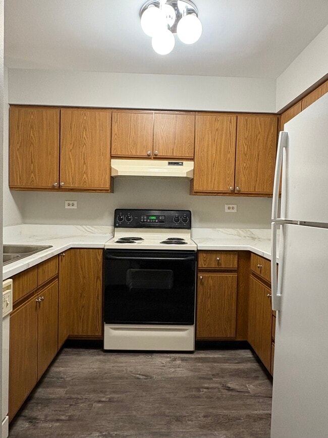 33720 N Royal Oak Ln in Grayslake, IL - Building Photo - Building Photo