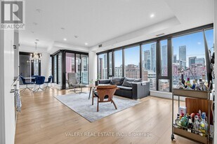 505 Richmond St W in Toronto, ON - Building Photo